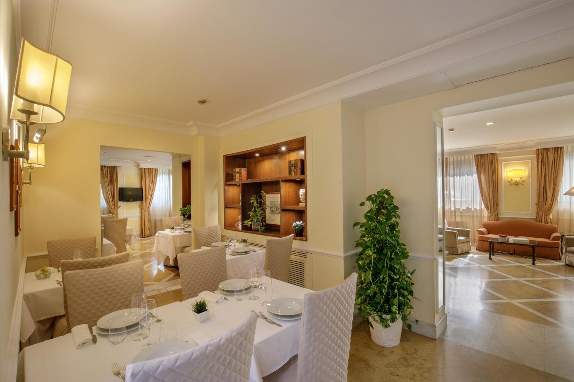 Donna Laura Palace By Omnia Hotels Řím Exteriér fotografie
