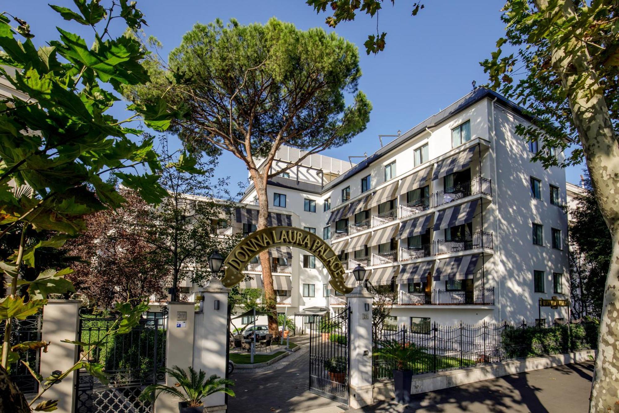 Donna Laura Palace By Omnia Hotels Řím Exteriér fotografie